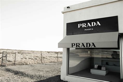 60+ Prada Bilder und Fotos · Kostenlos Downloaden .